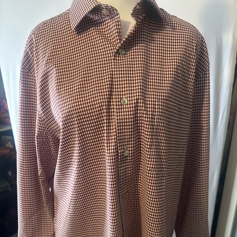 Van Heusen Men's Checkered Button Down Shirt